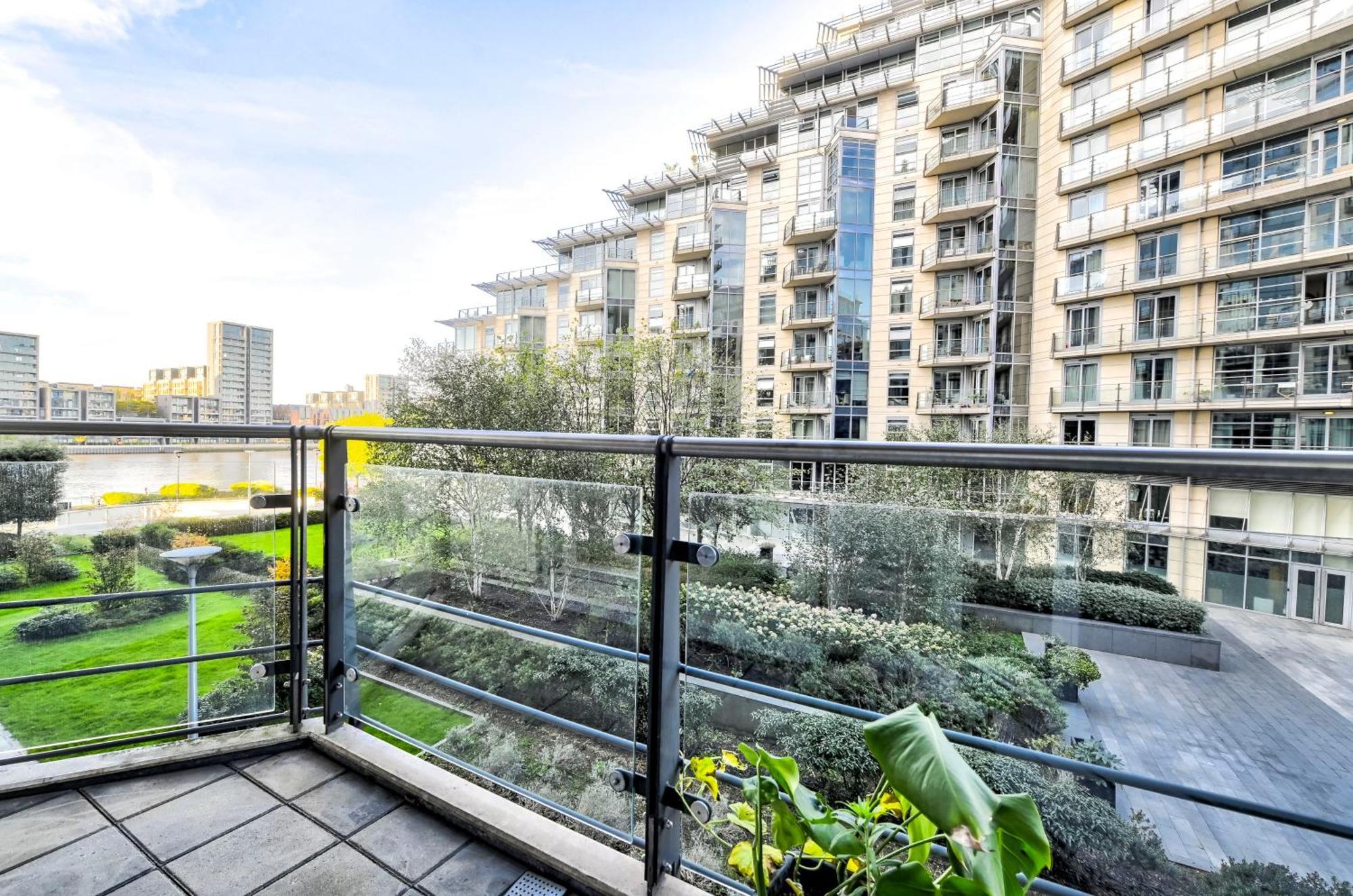 Apartment The Thamesview - Stylish 2 Bed Flat With Balcony
